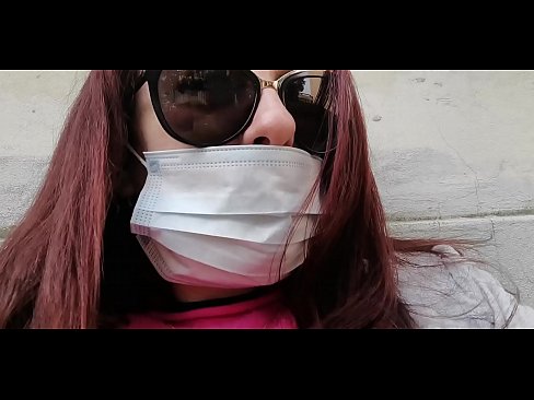❤️ Nicoletta hefnir sín á nágranna sínum og pissar í bílskúrinn hans (sérstök Covid19 ítalsk sóttkví) ❤️ Klám hjá okkur